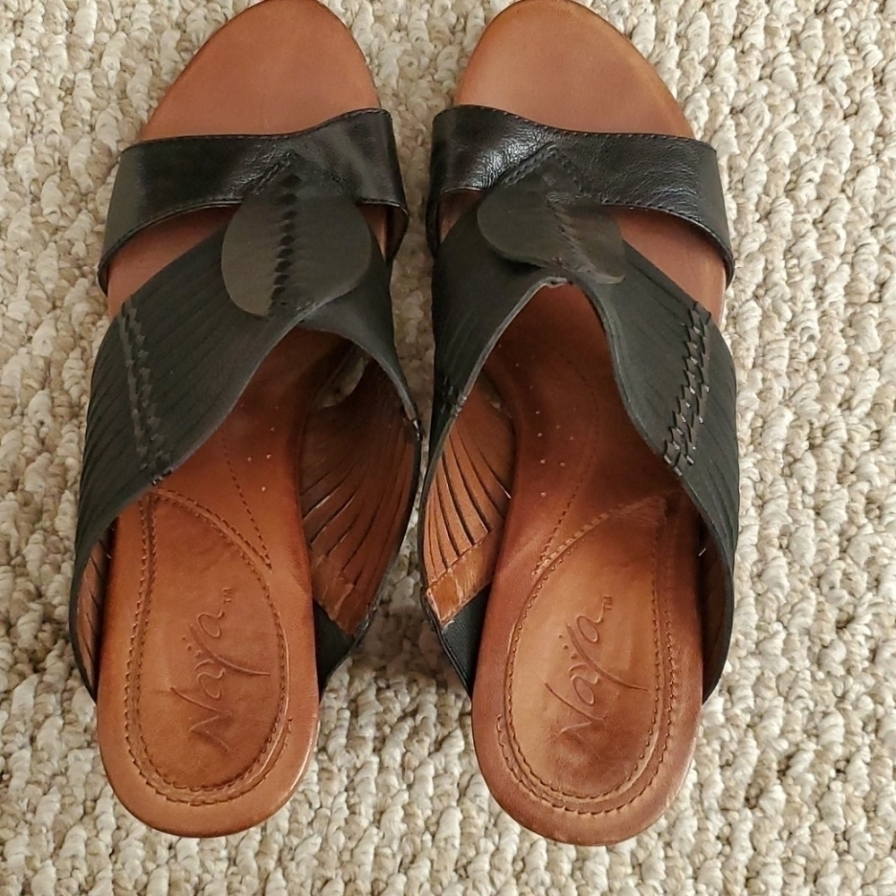 Naya Sandals